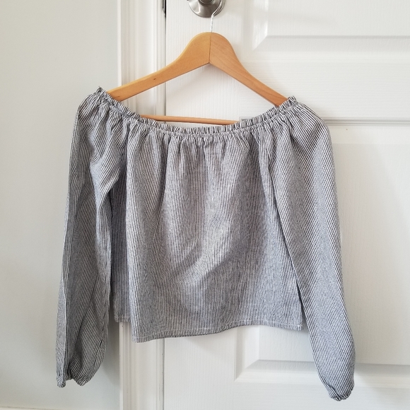 Brandy Melville top - Picture 2 of 3